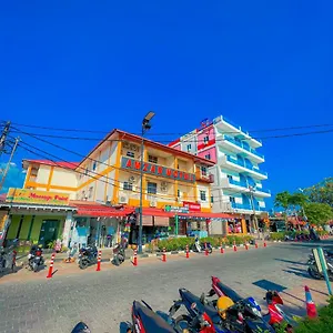 Hotel Amzar Cenang **