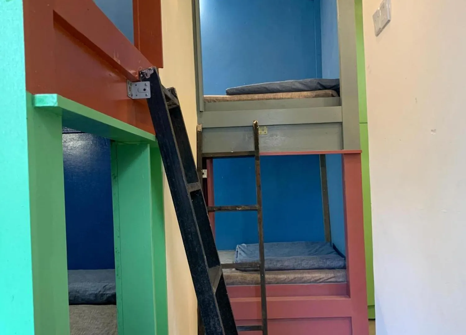Bestow Capsule Hostel Kuala Lumpur 4*,  Malajzia